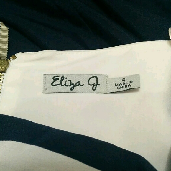 *SOLD* Eliza J Stripe Dress - Picture 4 of 5